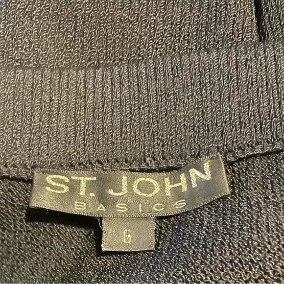 St. John Santana knit Basics Skirt Size 6 - Picture 2 of 3